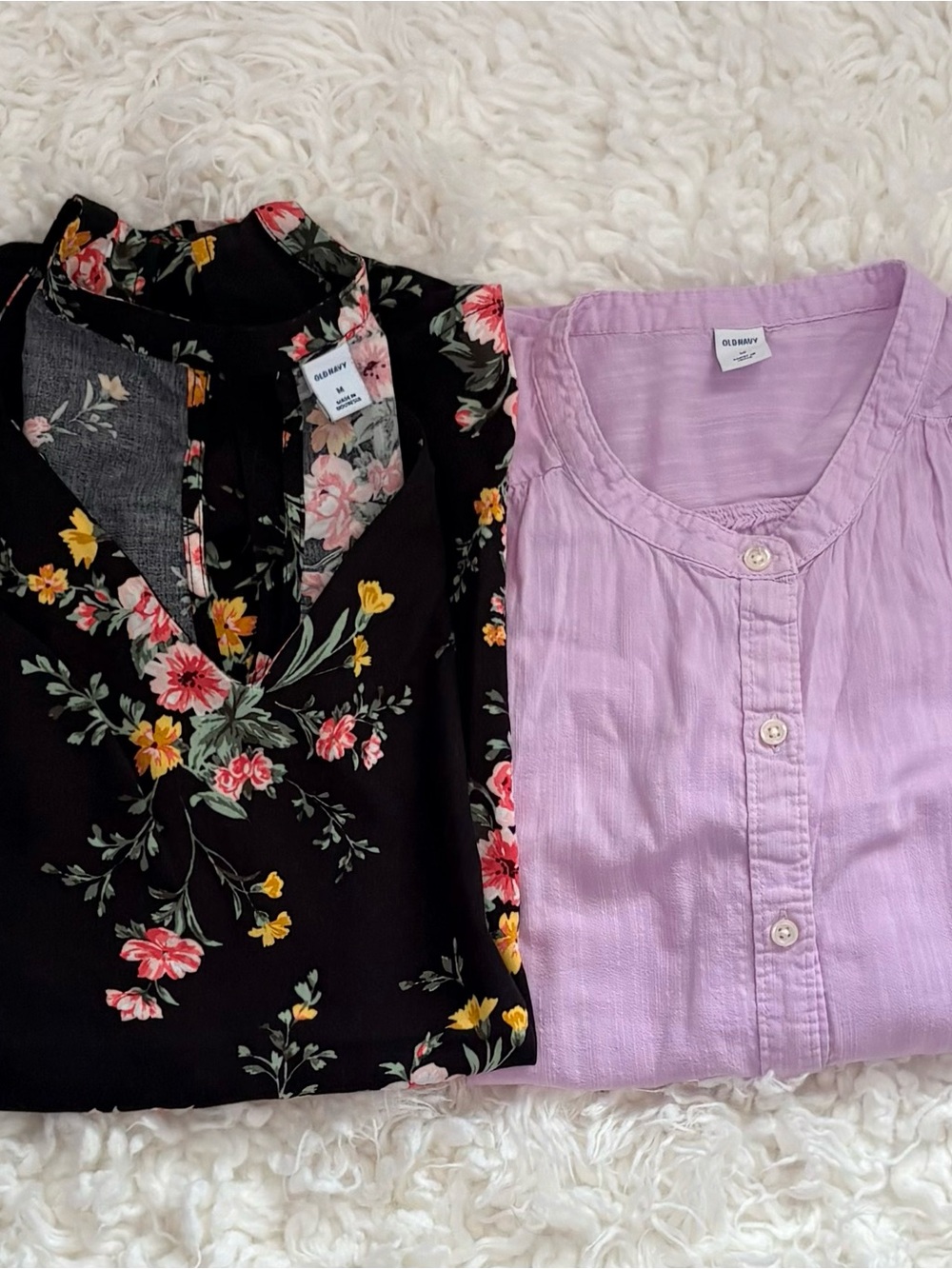✨ EFFORTLESS CASUAL ✨ Old Navy 2-Piece Summer Blouse Bundle (Size M)
